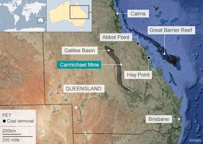 Карта северо-восточной Австралии, показывающая предполагаемый участок добычи и угольные терминалы вдоль побережья