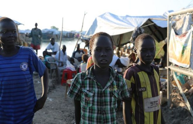 Дети в Южном Судане 24 октября 2014 года