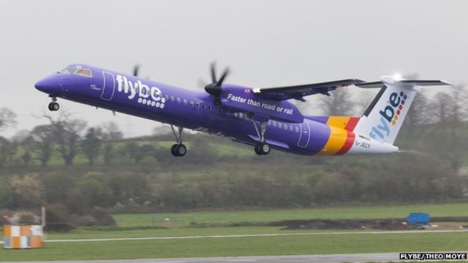 Пассажирский самолет Flybe