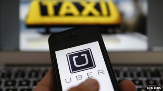 Приложение Uber на мобильном телефоне