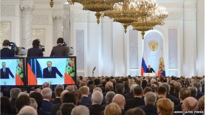 Владимир Путин дает адрес государства нации в Москве