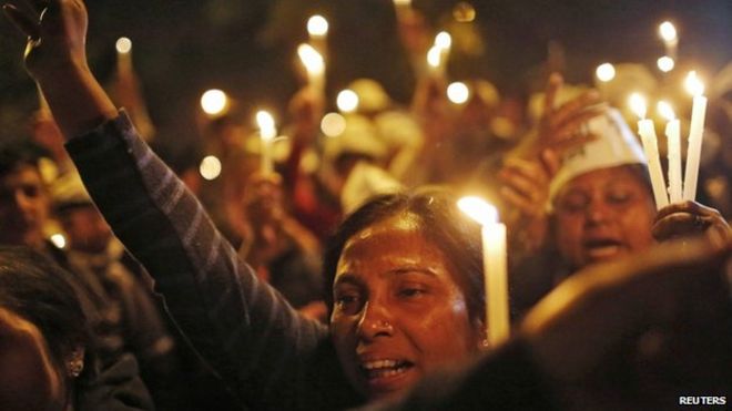 Многие протестовали против недавнего обвинения в изнасиловании в Дели
