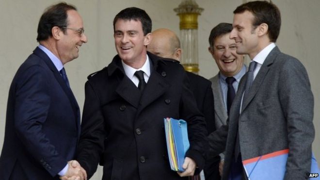 Франсуа Олланд (слева), Мануэль Вальс (слева), Эммануэль Макрон (справа)