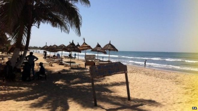 Пляж в Гамбии (декабрь 2014 года)