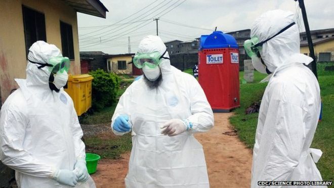 Наркотики, вакцины и препараты крови испытываются против вируса Эбола
