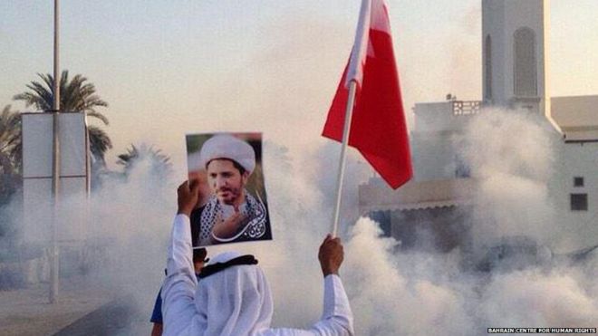 Протестующий в Бахрейне
