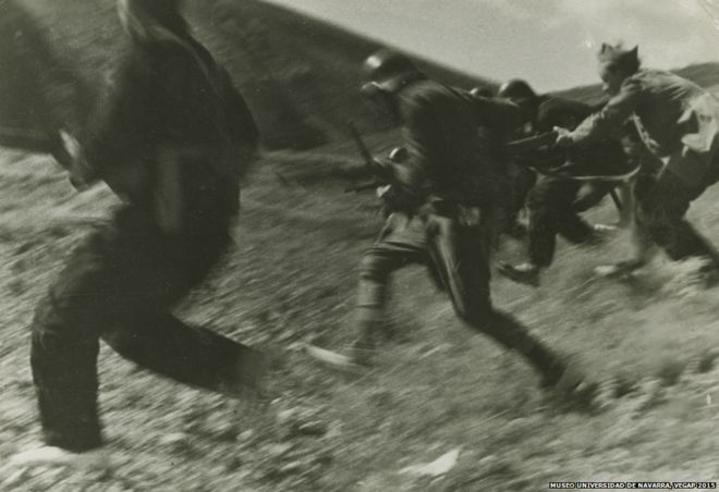 Роберт Капа: Санта-Эулалия. Арагонский фронт.Август 1936 г.