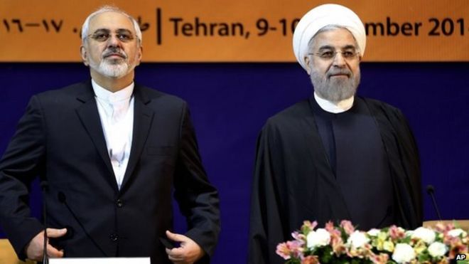 Министр иностранных дел Ирана Мохаммед Джавад Зариф и президент Хасан Рухани в Тегеране (9 декабря 2014 года)