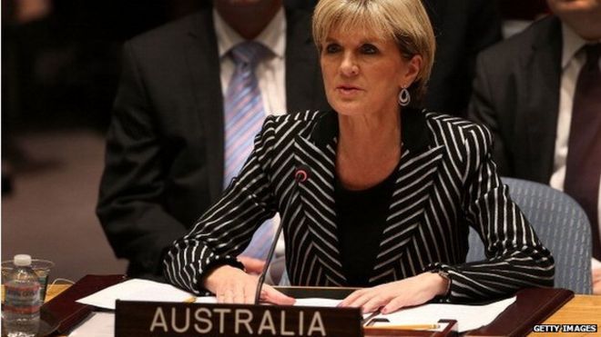 Министр иностранных дел Австралии Джули Бишоп выступает на заседании Совета Безопасности Организации Объединенных Наций (ООН) для обсуждения вопроса о сбивании пассажирского самолета Malaysia Airlines над восточной Украиной 21 июля 2014 года в Нью-Йорке