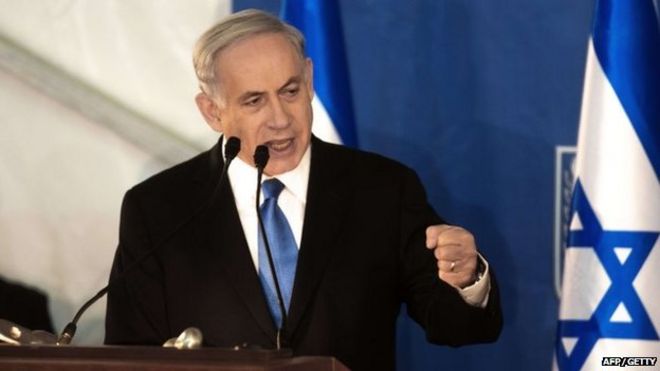 Премьер-министр Израиля Биньямин Нетаньяху произносит речь в Иерусалиме 16 февраля 2015 года.