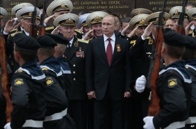 Владимир Путин на параде Победы в Севастополе, Крым, 9 мая 2014 года