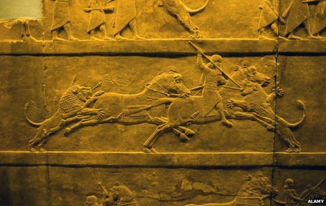 Ассирийский рельеф - охота на львов