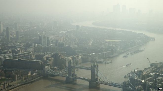 Дымка над Лондоном 10 апреля 2015 года