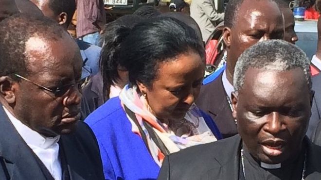 Министр иностранных дел Кении Амина Мохамед (C)