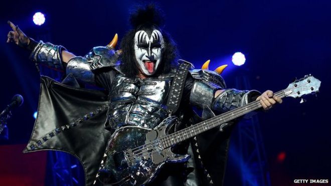 [Request] Licklicky dressed as Gene Simmons from KISS : r/ICanDrawThat