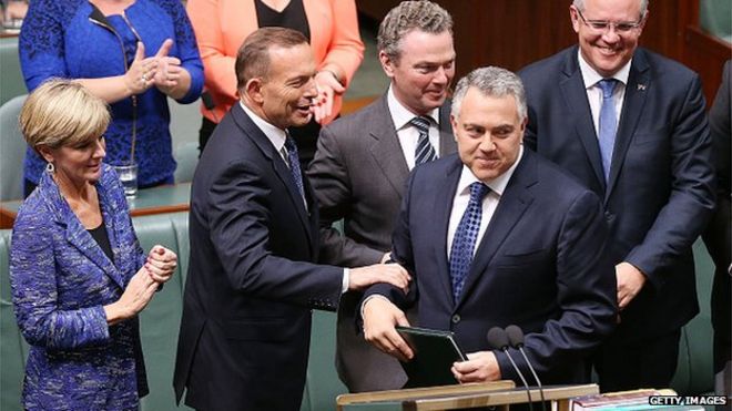 Джули Бишоп, Тони Эбботт, Джо Хоккей и другие министры правительства Австралии в парламенте