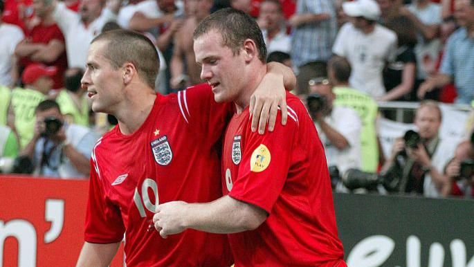 Michael Owen and Wayne Rooney