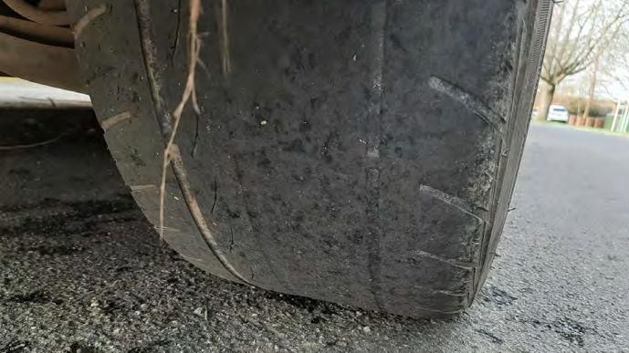 Tyre with insufficient tread