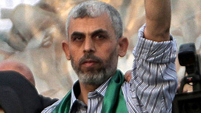 Mohammed Deif: The one-eyed Hamas chief in Israel's crosshairs - BBC News