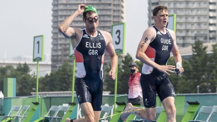 Dave Ellis and Luke Pollard in action in the men's triathlon in Tokyo