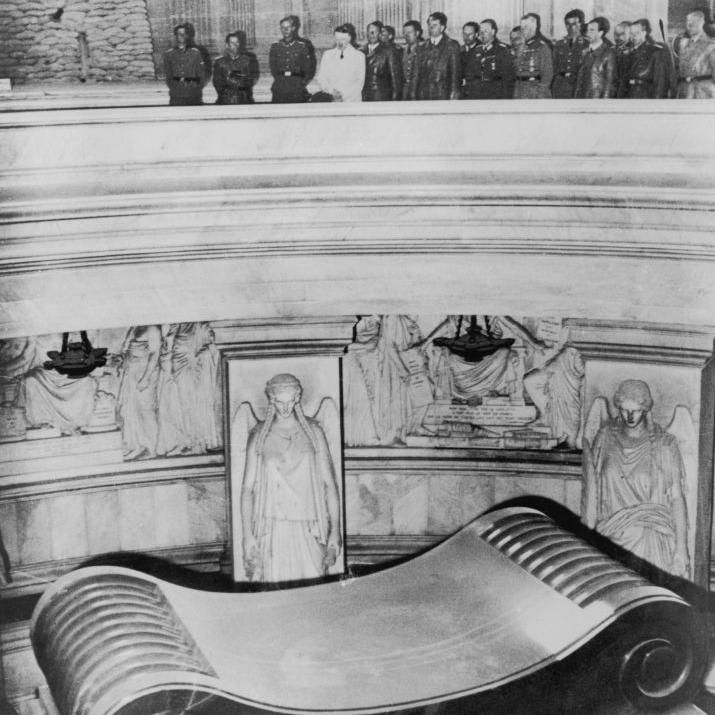 «Антифранцузское переписывание истории»: почему критики и историки ...