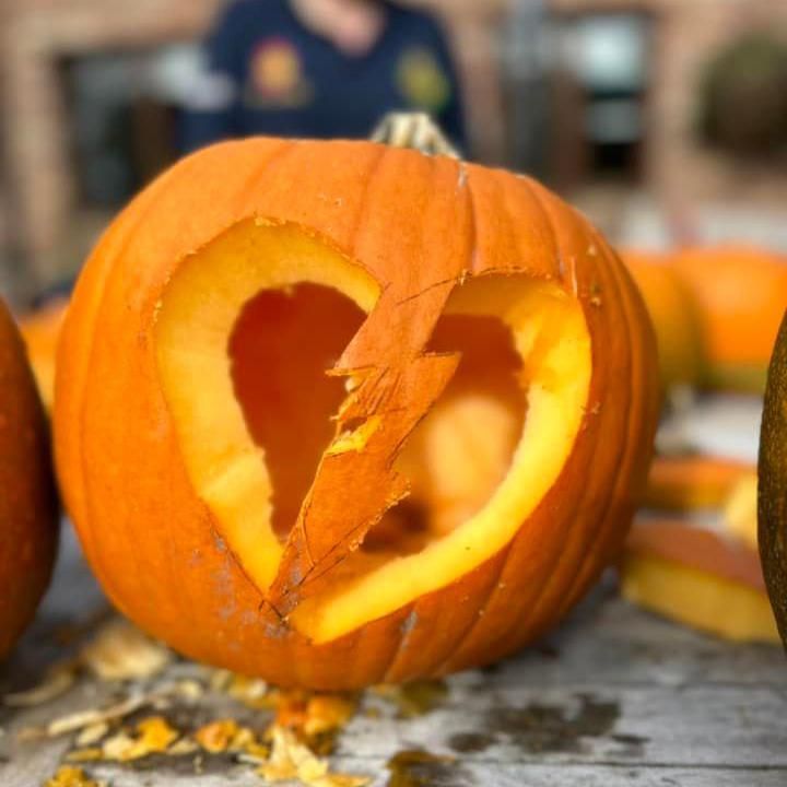 Carved pumpkin of a broken heart