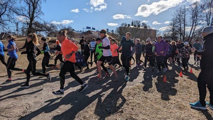 Runners at Pokkinen Parkrun in Finland