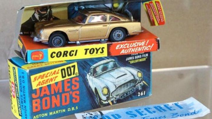 james bond toy car