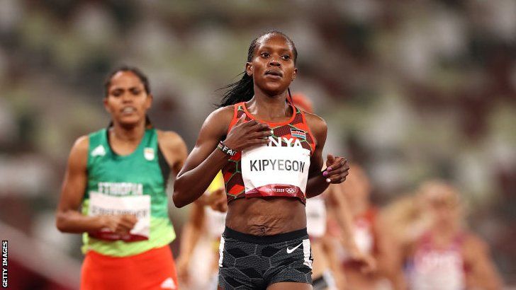 Kenya's Faith Kipyegon in action at the Tokyo Olympics
