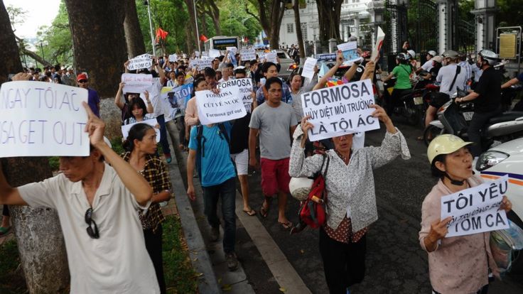 Biểu tình phản đối Formosa ở Hà Nội hôm 1/5/2016