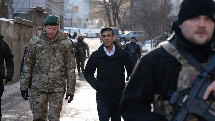 Rishi Sunak and Major General Gwyn Jenkins visiting Kyiv in January this year