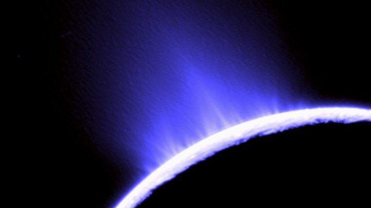 Ice geysers erupt on Enceladus