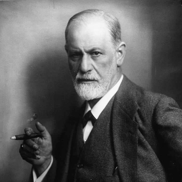 Sigmund Freud smoking cigar