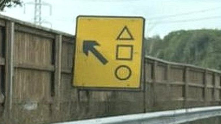Motorway diversion sign