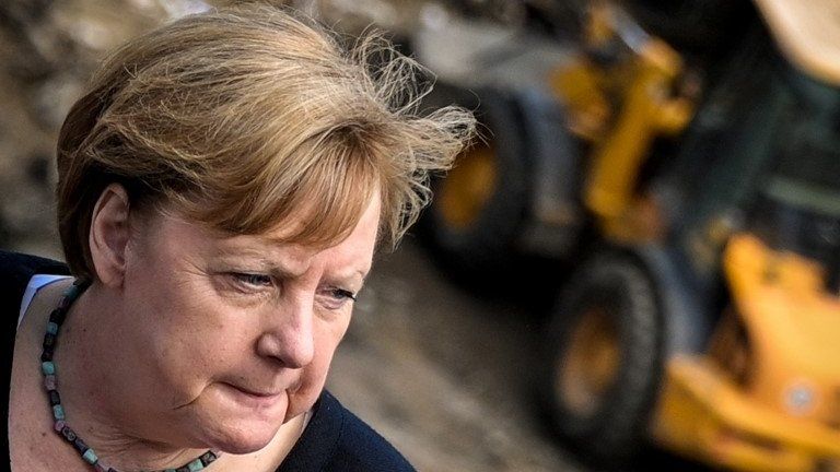 Angela Merkel in Schuld