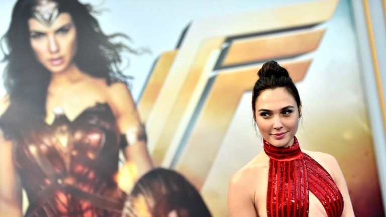 Actress Gal Gadot arrives at the Premiere Of Warner Bros. Pictures" "Wonder Woman" at the Pantages Theatre on May 25, 2017 in Hollywood, California.