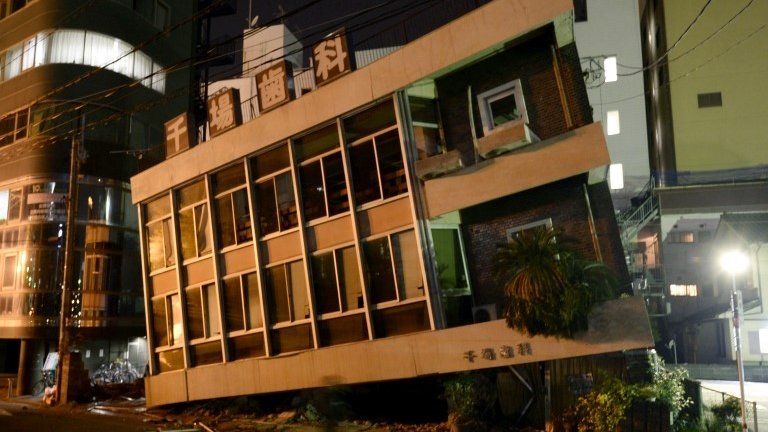 A damaged building in Kumamoto, southern Japan. Photo: 16 April 2016