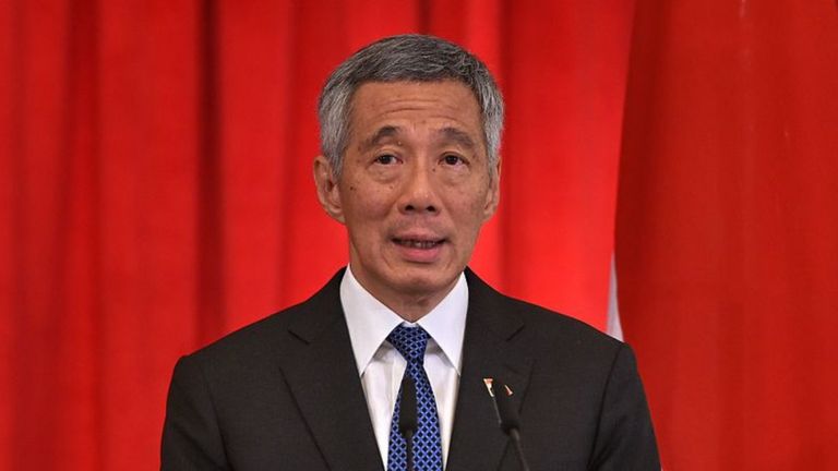 Ông Lý Hiển Long làm thủ tướng Singapore từ 2004