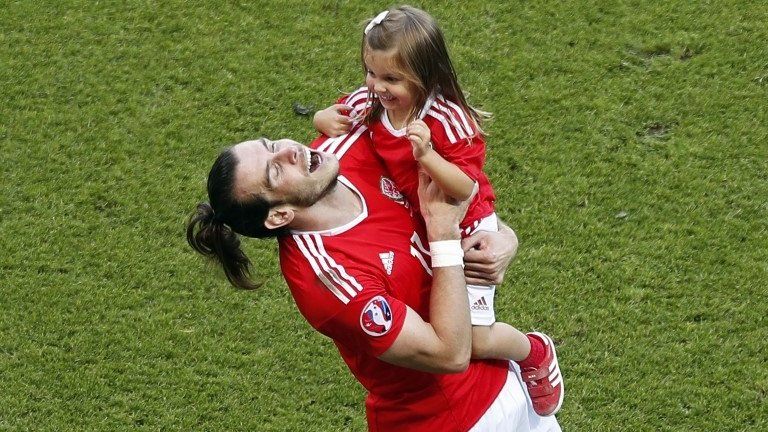 Gareth Bale and daughter Alba