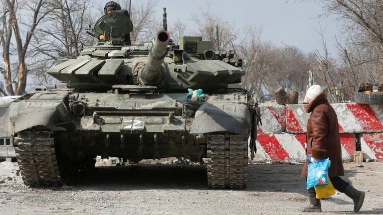 Tank in Mariupol