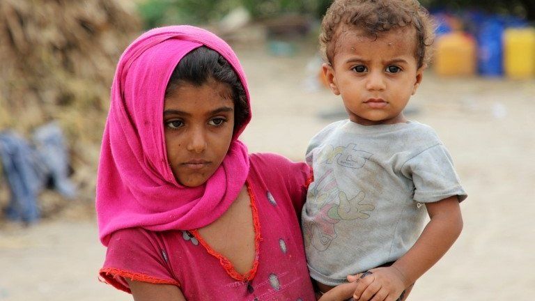 Yemeni children at a camp for displaced people near Aden, Yemen (23/06/20)