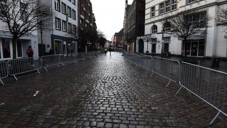 Empty streets on the carnival parade route in Duesseldorf 08/02/2106