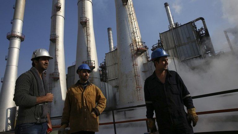 Iranian oil workers
