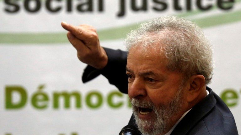 Lula during a seminar in Sao Paulo, 25 April 16