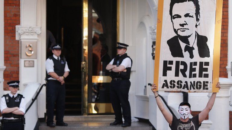Protests outside Ecuador's embassy in London