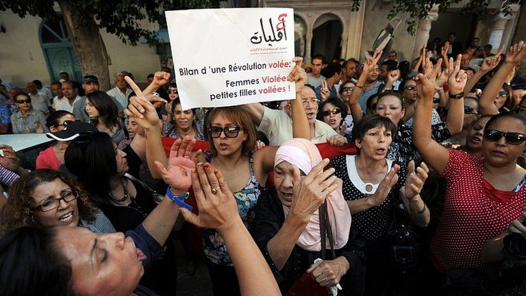 Demonstration in Tunis, 2 Oct 12