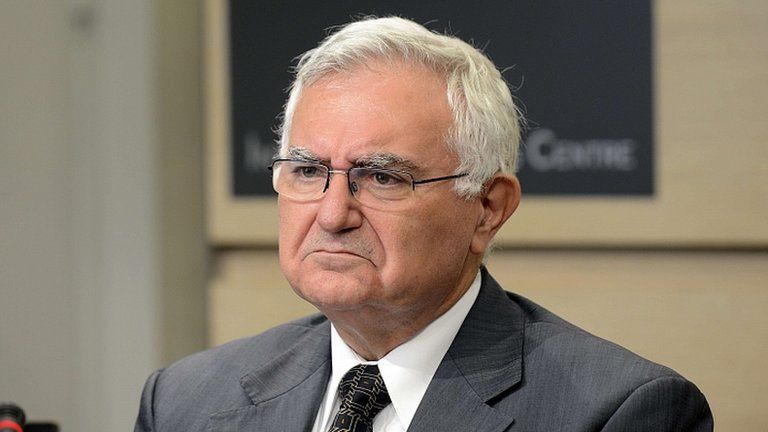 Ex-commissioner John Dalli at news conference in Brussels, 24 Oct 12