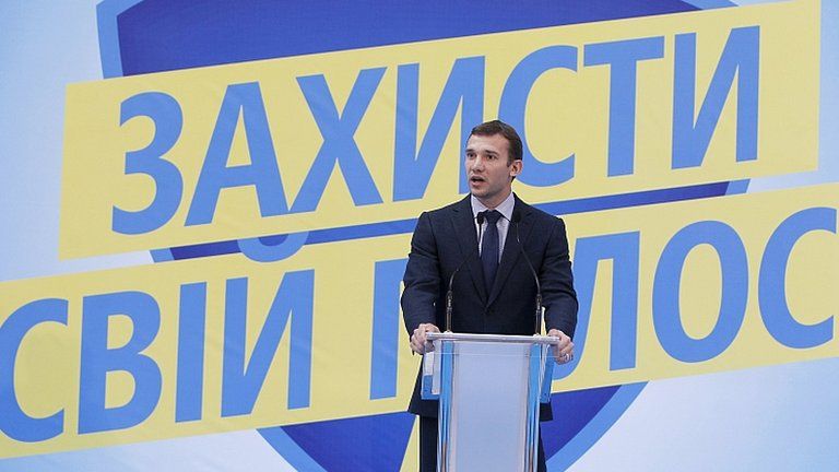 Ukrainian football star Andriy Shevchenko campaigning for election, 19 Oct 12