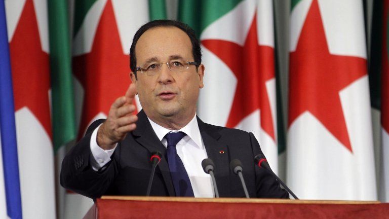 Francois Hollande speaking in the Algerian parliament