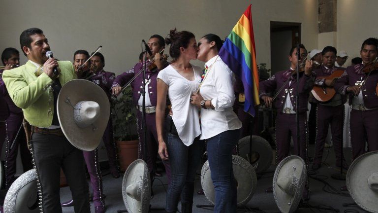 A Mexican same-sex couple marries in Mexico City